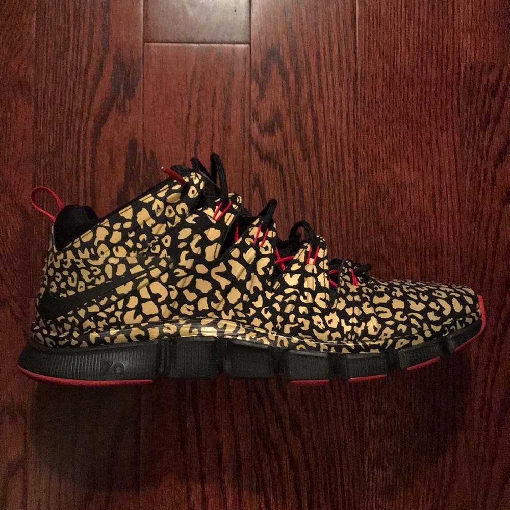 Nike trainers cheetah